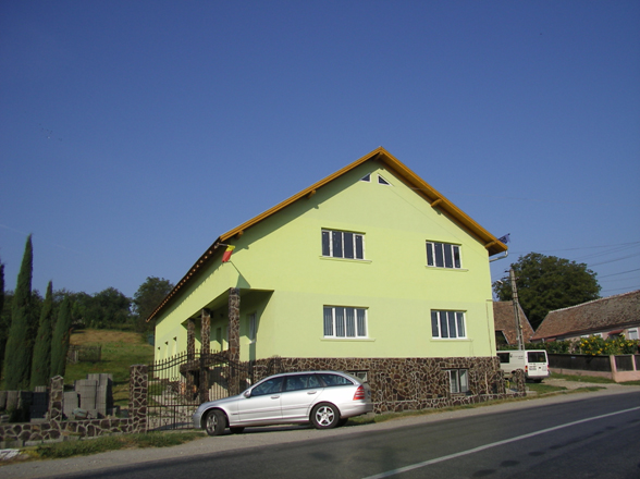 Proiecte pentru sanatate si drumuri la Blajel