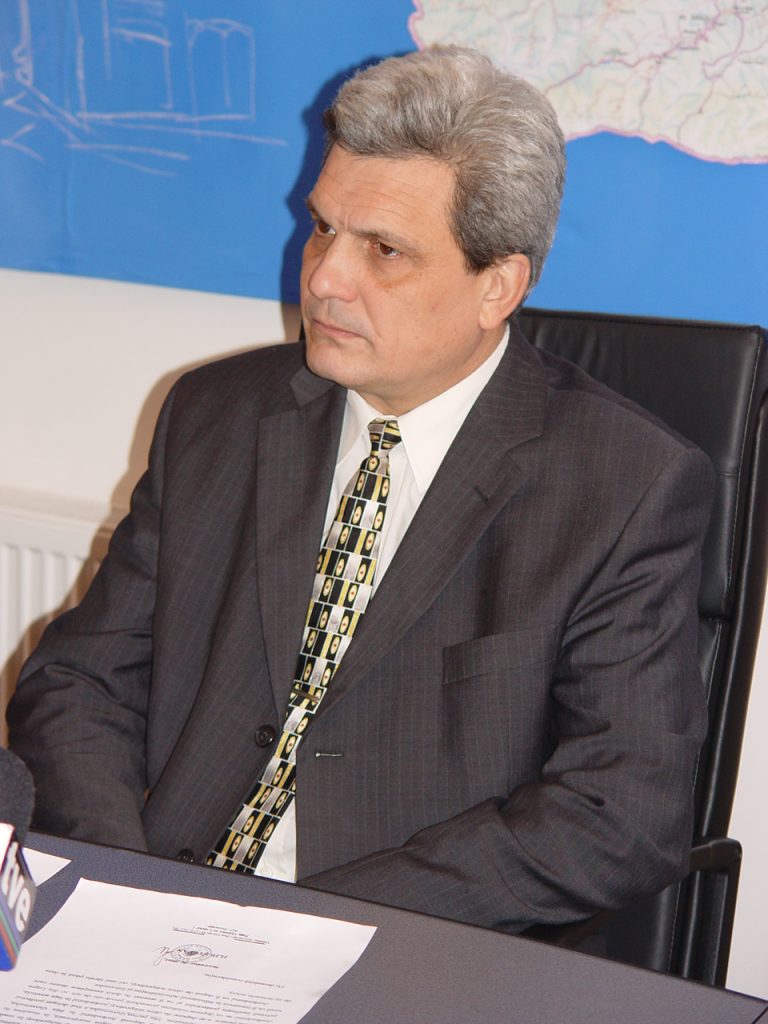Ion Ariton, numit prefect în locul lui  Ilie Mitea
