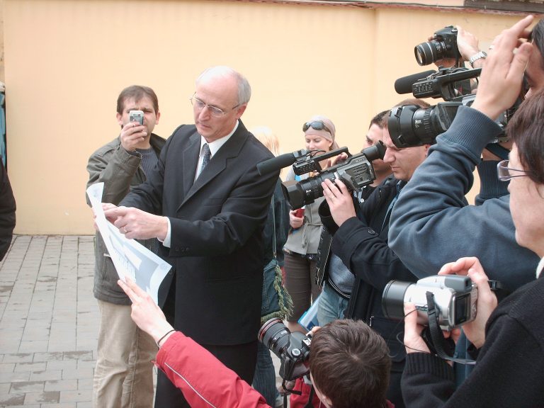 Sală nouă de conferinţe pentru Consiliul Judeţean