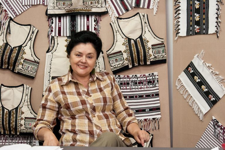 ªcoala Populară de Arte şi Meserii