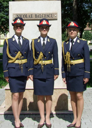 Dominaţia fetelor  la Academie