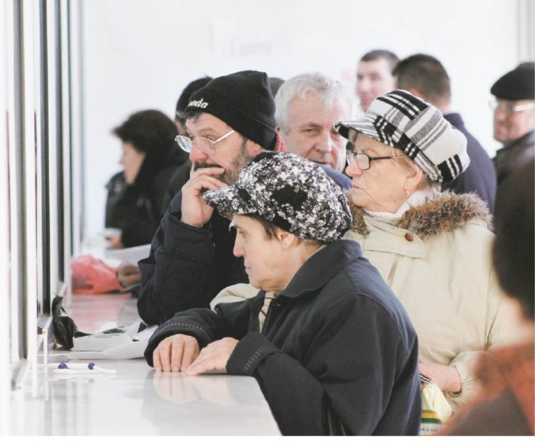 Casa de Asigurări de Sănătate se ia la trântă cu pensionarii