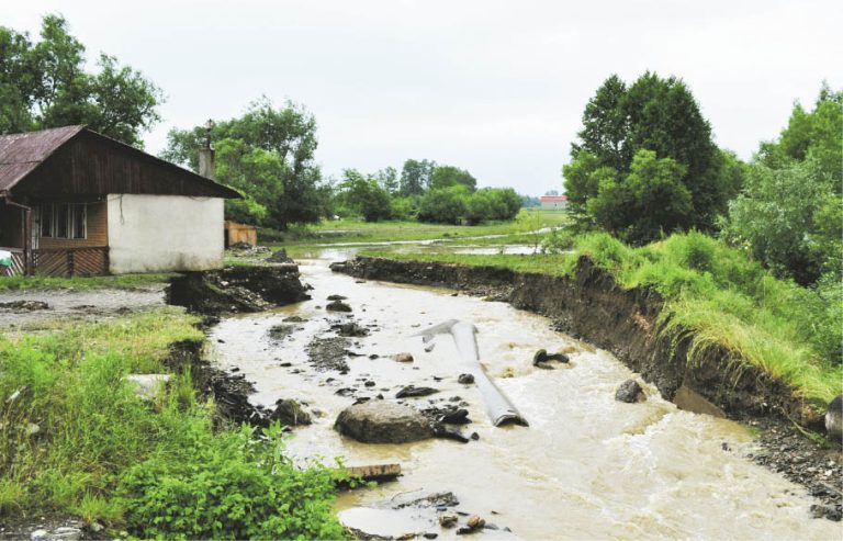 Inundaţii  istorice  în judeţ