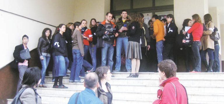 Universităţile sibiene  în categoriile a II-a şi a III-a