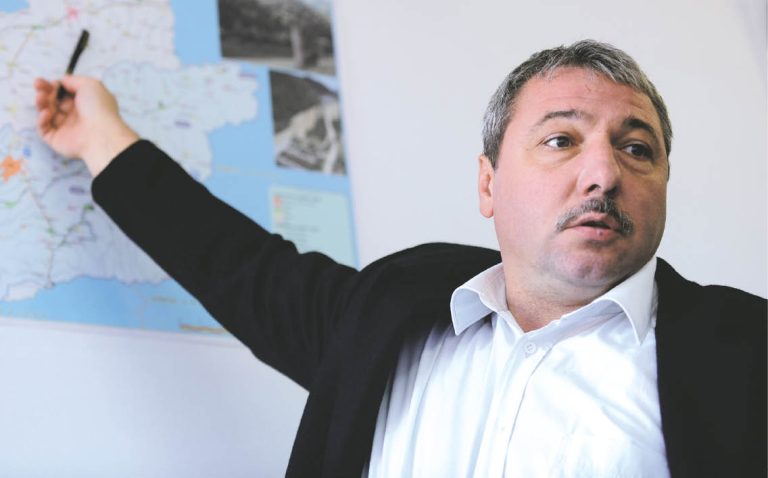 Curăţarea lacului Sadu II ne va costa miliarde de lei