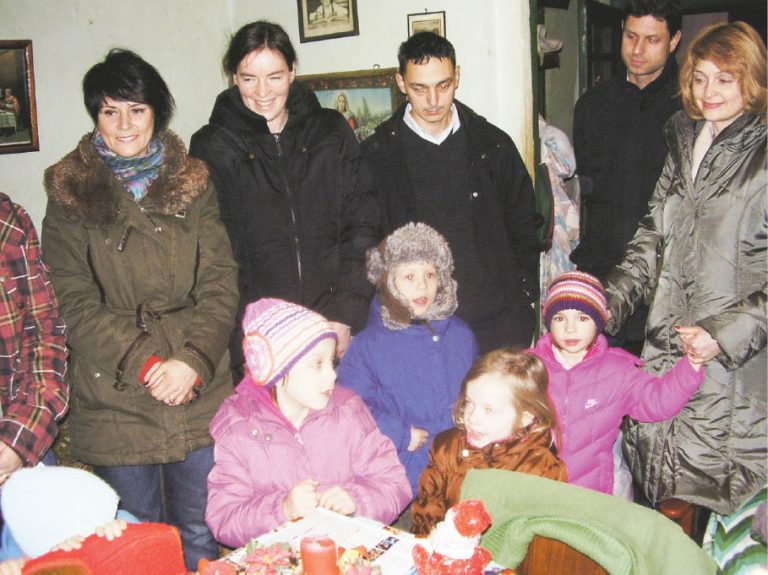 Voluntari de mici
