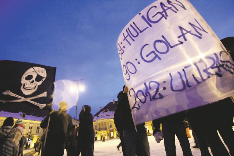 Suporterii au protestat paşnic  la Sibiu