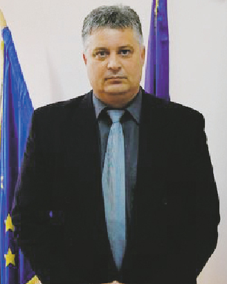 Primarul  Grecu investeşte  în infrastructură