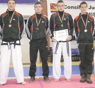 Aur şi argint pentru sibieni la Taekwon-Do