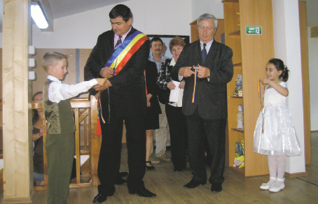 La Roşia s-a inaugurat unul dintre cele mai mari Centre de Informare şi Documentare din Sibiu