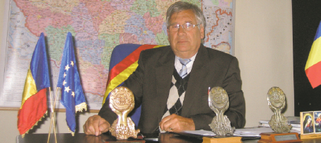 Hoghilag, comuna  cu primarul de meserie primar