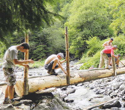 Turiştii au trasee  reabilitate în zona Suru