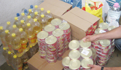 Începe distribuirea uleiului de la UE –  un singur litru de persoană