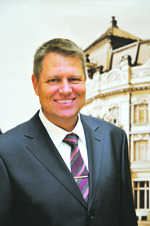Klaus Iohannis a declarat ca renunta la functia de presedinte al FDGR