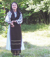 Claudia Petruţa Mărunţel, trup şi suflet pentru dansul popular