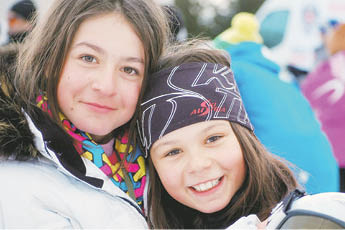 Lea şi Leona, pe skiuri spre succes