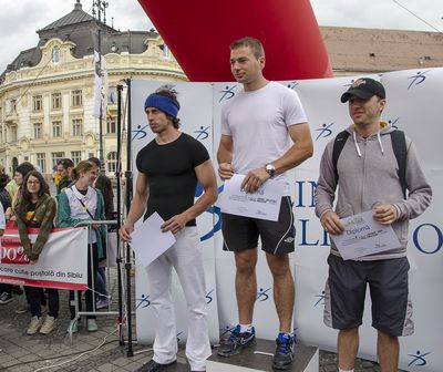 Semimaratonul Filantropic Sibiu:Cristian Vieru, alergătorul pentru proiectul Sibiu Bike 100% a câştigat cursa de cros masculin