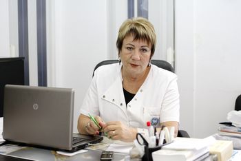 INTERVIU/Dr.Valeria Văleanu: Ne naştem cu o   predispoziţie de a face cancer, dar numai în prezenţa factorilor care ţin de modul nostru de viaţă vom face boala.