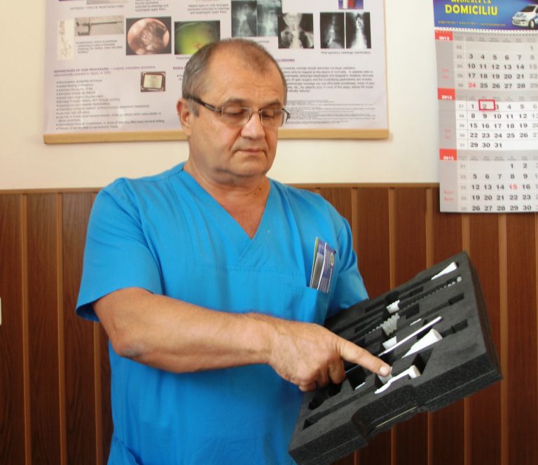 Bolnavii de cancer esofagian au o nouă șansă la viață printr-un procedeu unicat, creat la Sibiu