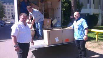 5 tone de materiale sanitare donate SCJU Sibiu de o fundație germană
