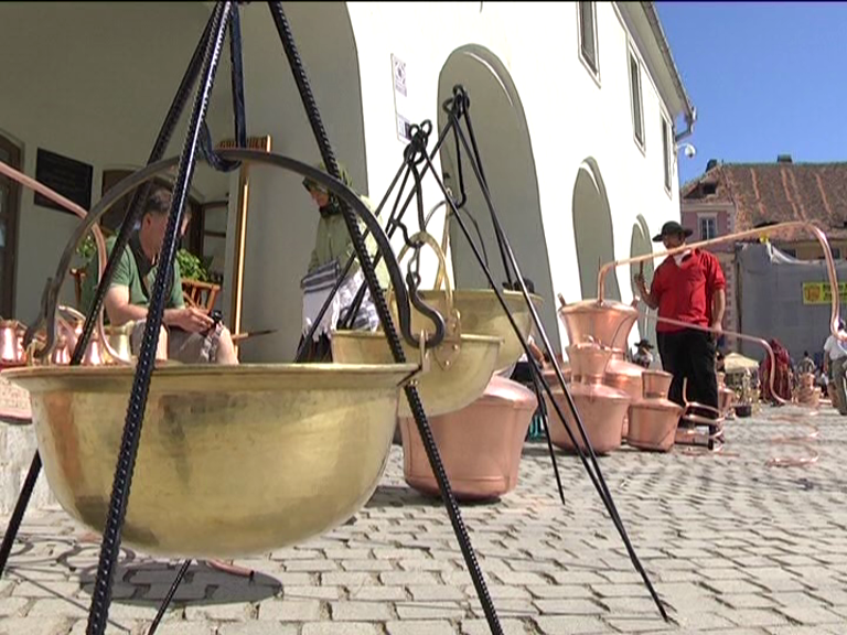 Romii din toată ţara au sărbătorit cu doliu zilele culturale, la Sibiu