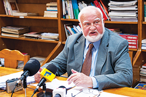Cindrea: Corneliu Bucur, cetățean de onoare al județului Sibiu