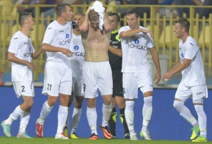 Liga 1: Cristi Dulca a primit cadou de ziua lui, cea de-a 9 partidă consecutivă fără înfrângere