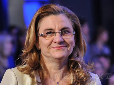 Sibiu: Ministrul Grapini vrea să promoveze singura fântână din România dedicată Mariei Tănase