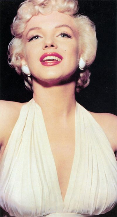 Dosarele medicale ale actriţei Marilyn Monroe, scoase la licitaţie
