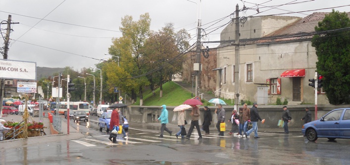 Semafoare în valoare de 155.000 lei, în zona Pieţei Agroalimentare din Mediaş