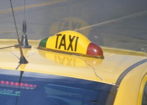 Taximetrist medieşean prins băut la volan