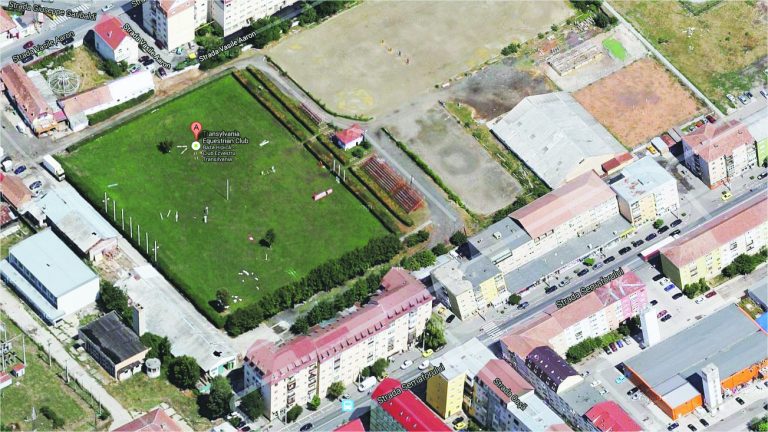 Iohannis: În următorii ani, Baza Hipică din Vasile Aaron va fi înlocuită cu un parc