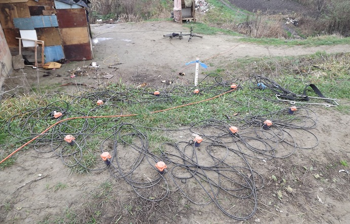 Mai mulţi localnici din Moşna acuză angajaţii de la prospecţiuni, că au intrat pe proprietăţi fără acordul lor