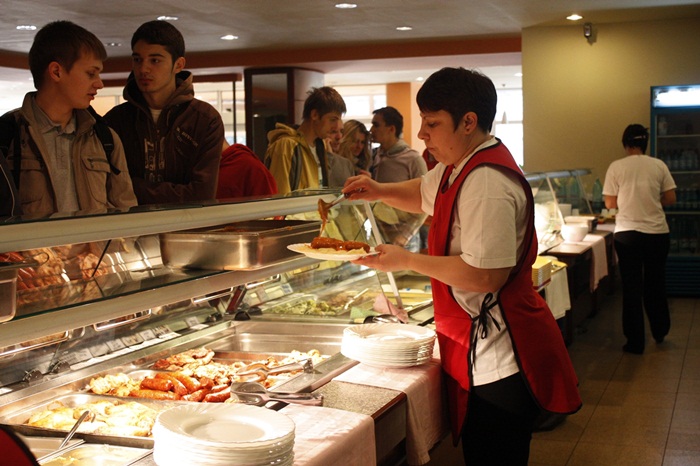 Subvenția pentru căminele și cantinele studențești se majorează cu 10%
