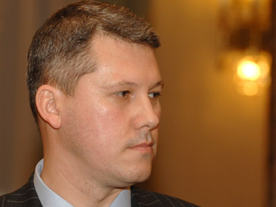 Cătălin Predoiu a câştigat alegerile interne în Regiunea Centru pentru a fi candidatul PDL la prezidenţiale