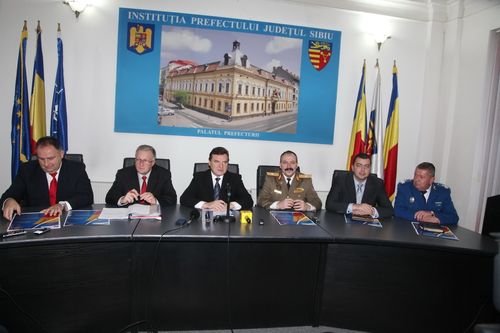 Paradă ca la București și Alba Iulia de 1 Decembrie: 50 de mașini de tehnică militară vor defila pe Bulevardul  Coposu