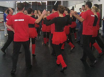 Spectacol de teatru, muzică și dans la Festivalul Național de Folclor „Ioan Macrea”