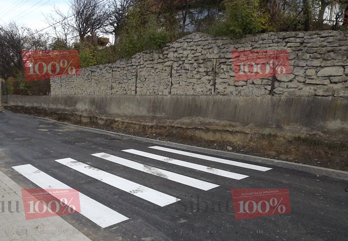 Treceri de pietoni la Mediaş, cu sfârşit în zid, şanţ, ori cap de pod