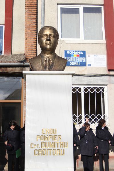 ISU a dezvelit bustul căpitanului Dumitru Croitoru