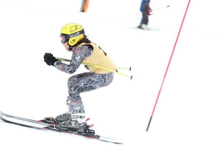 Iubitorii sporturilor şi a vacanţelor de  iarnă au parte de un festin sportiv la Păltiniş