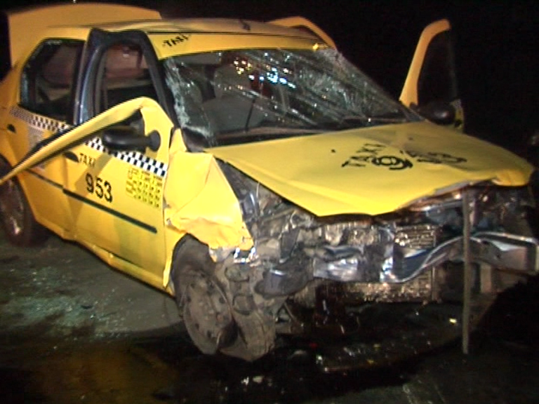 Accident grav pe drumul dintre Sibiu și Cisnădie, un taximetrist a murit
