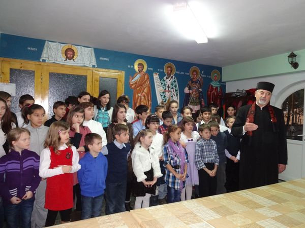 A venit Moșul pentru copiii Centrului de Zi „Soborul Sfinții Arhangheli Mihail și Gavril”