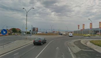Intersecția de pe DN1, ieșirea spre Șelimbăr, cel mai poluat punct din oraș