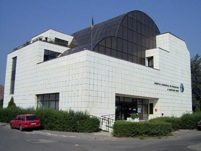 Expoziţie de flori şi aranjamente de Crăciun la APM Sibiu