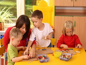 Se caută educatoare vorbitoare de limba germană pentru grădinițele din Stuttgart