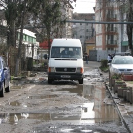 4 șoferi medieșeni au dat primăria în judecată