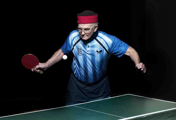 Doamne și domni profesori, sunteți invitați la ping pong!