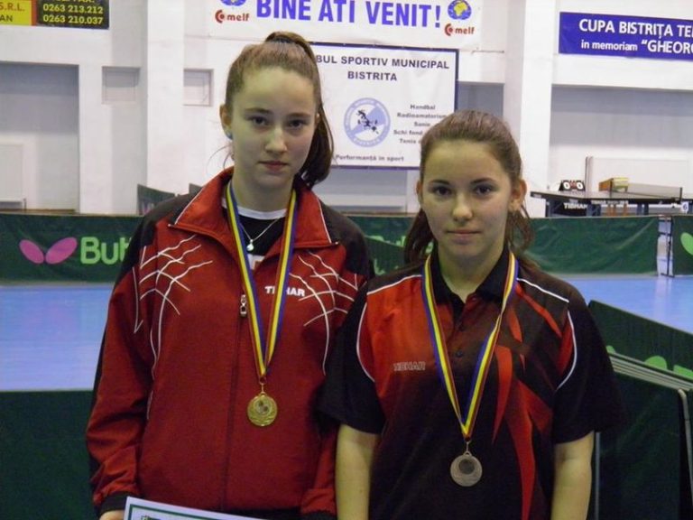 Andreea Dragoman şi Denisa Baltag în topul tenisului de masă