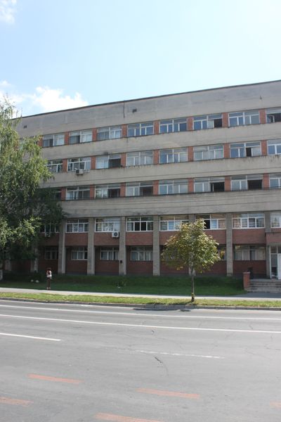 Lucrările la Maternitate înaintează… ca melcul