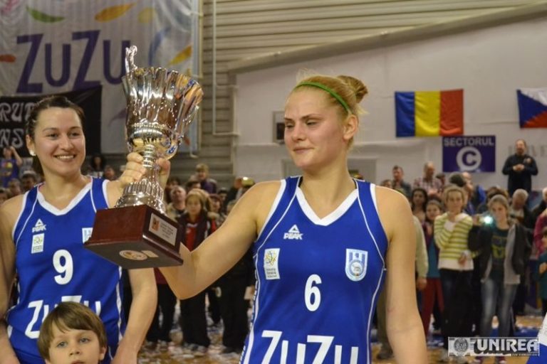 Alexandra Uiuiu a câştigat Cupa Europei Centrale la baschet